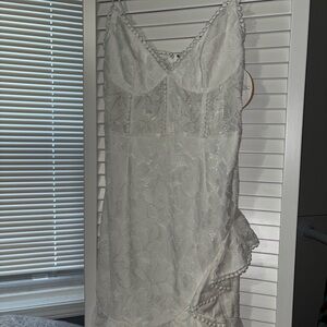 Selfie Leslie White Lace Dress